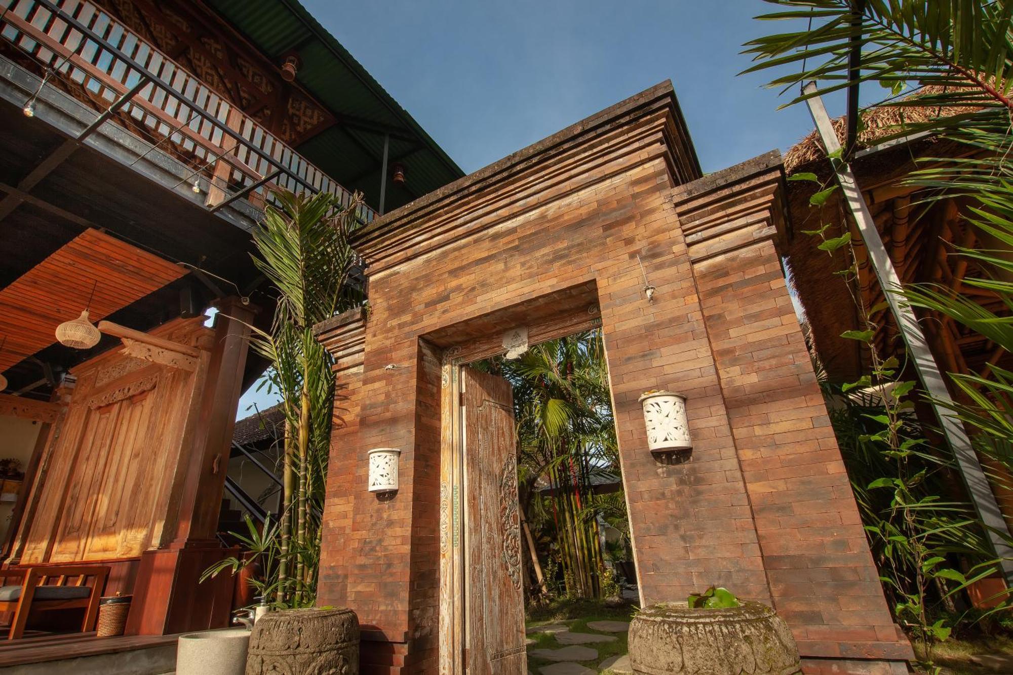 D'Kamala By Prasi Hotel Ubud  Exterior photo